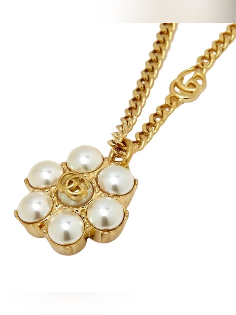 Gucci Pearl Flower Necklace